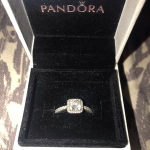 Pandora Ring